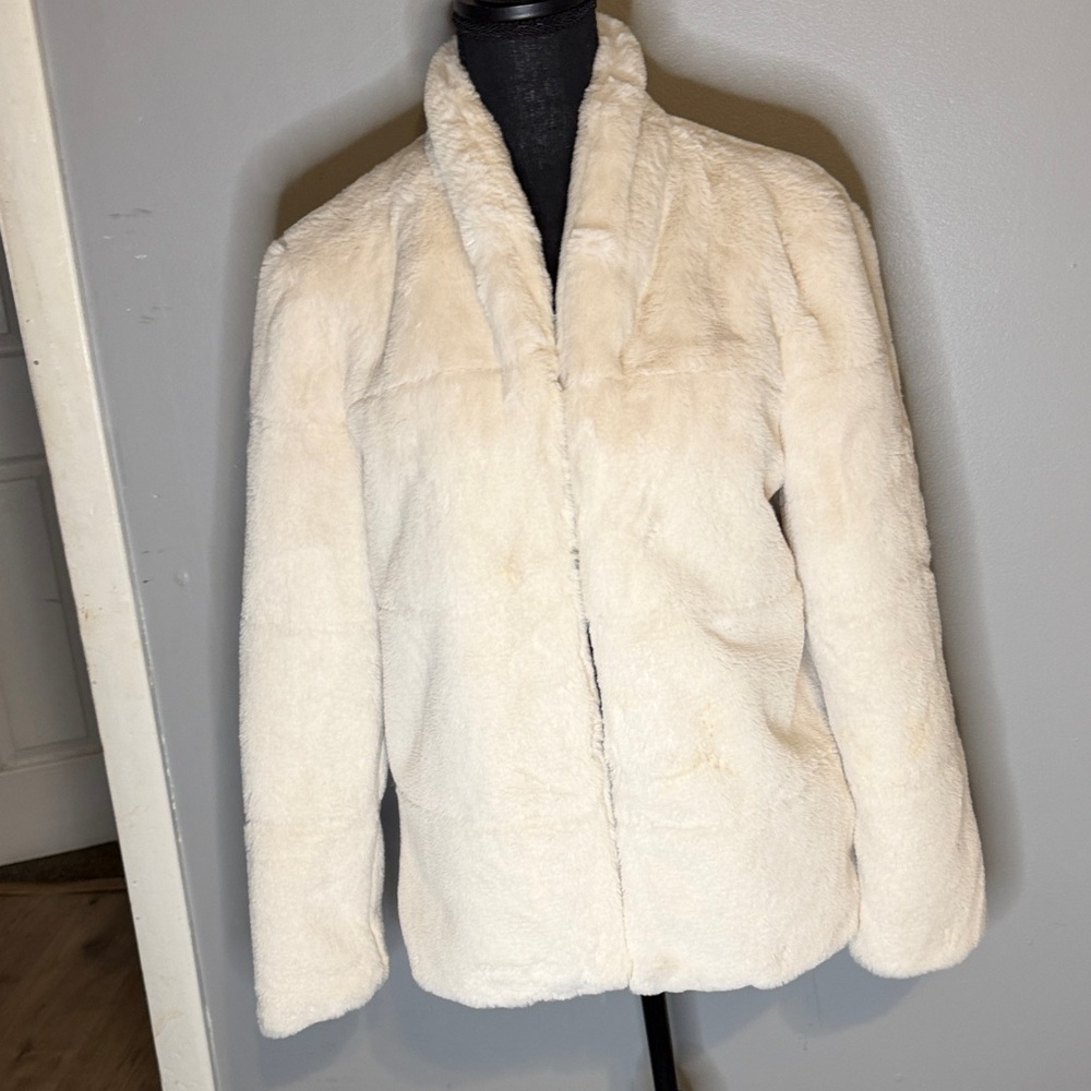 Simply Vera Vera Wang Cream Faux Shearling Jacket
